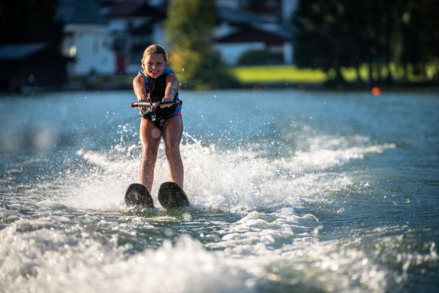 Kreative Sommerwerkstätte - Wasserskispaß